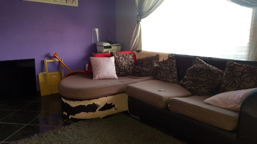 1 Bedroom Property for Sale in Rustenburg Central North West